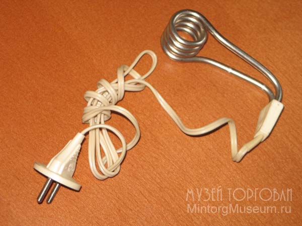 Что находится внутри кипятильника. Смотреть фото Что находится внутри кипятильника. Смотреть картинку Что находится внутри кипятильника. Картинка про Что находится внутри кипятильника. Фото Что находится внутри кипятильника